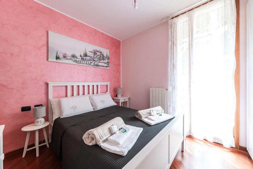 Appartamento Caterina A 5 Minuti Da Milano Fiere E San Siro Con Wifi-Netflix-Free Parking Ngoại thất bức ảnh