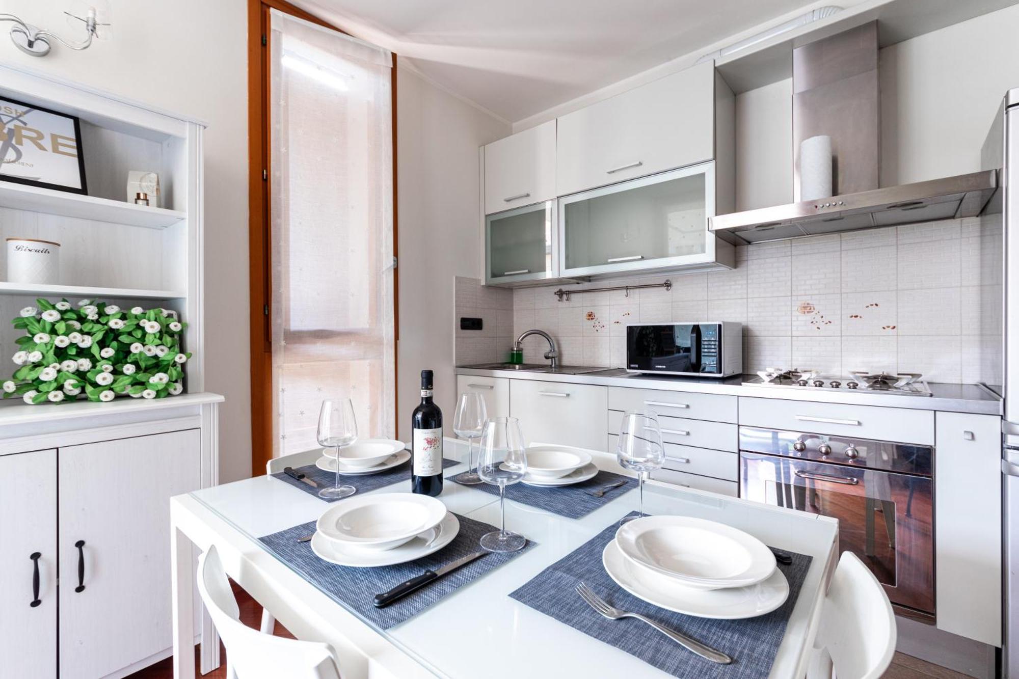 Appartamento Caterina A 5 Minuti Da Milano Fiere E San Siro Con Wifi-Netflix-Free Parking Ngoại thất bức ảnh